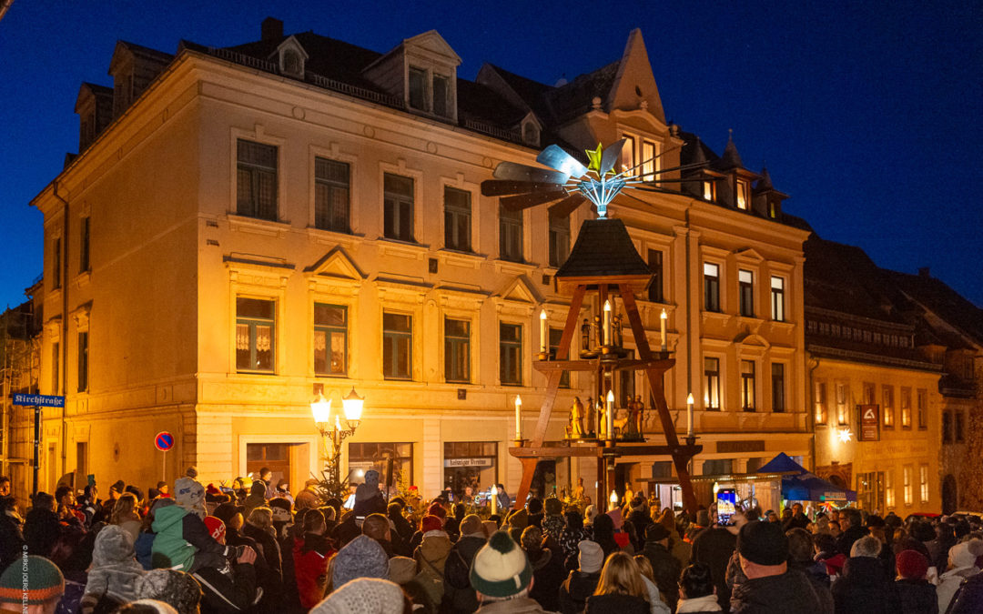 Rückblick: Pyramide Anschieben zum 1. Advent als Auftakt für den Leisniger Weihnachtsmarkt 2024